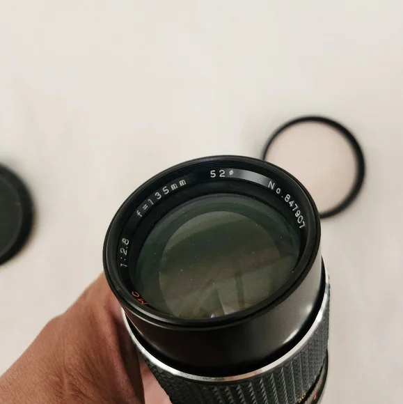 SEARS MC 135mm F2.8 Auto Lens for Canon Camera W/ Skylight cover From Japan